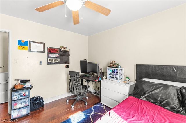 50 East Victory Road, Henderson, NV 89015