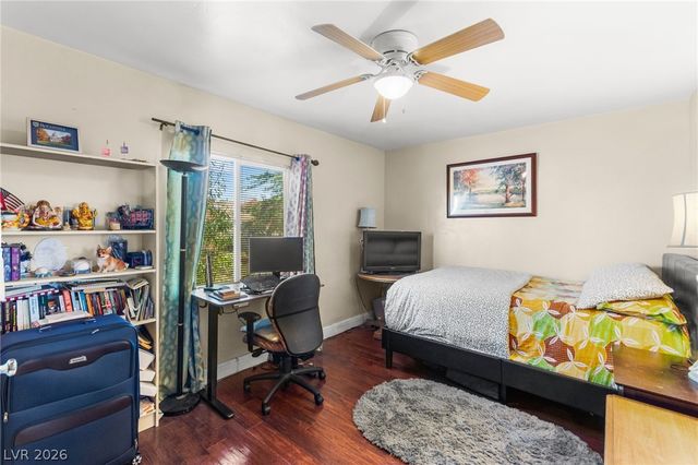 50 East Victory Road, Henderson, NV 89015