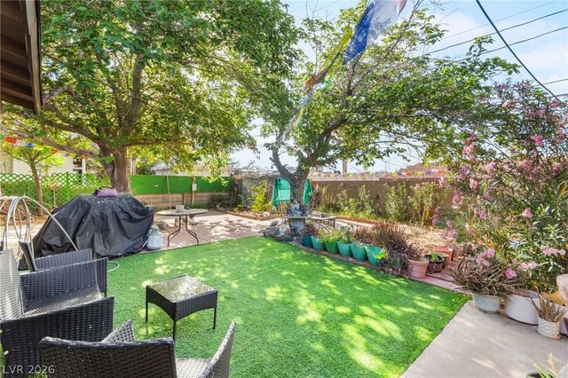 50 East Victory Road, Henderson, NV 89015