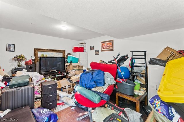 50 East Victory Road, Henderson, NV 89015