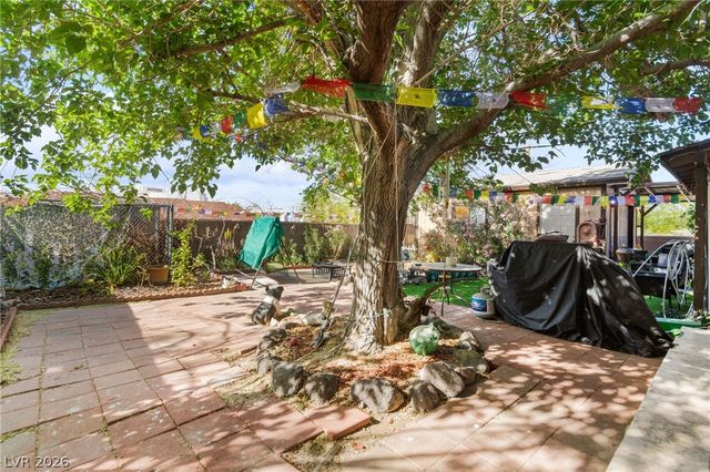 50 East Victory Road, Henderson, NV 89015