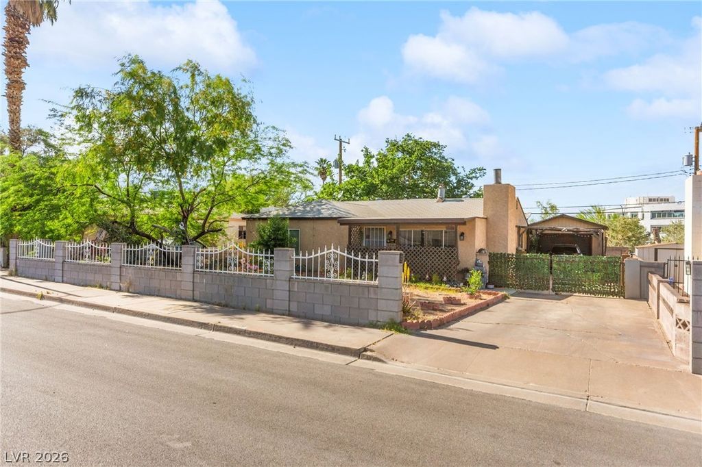 50 East Victory Road, Henderson, NV 89015