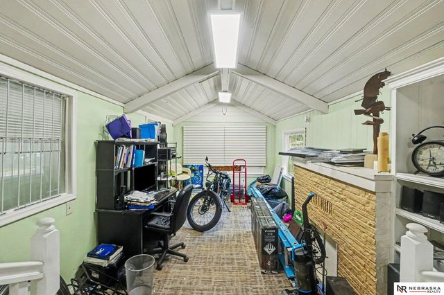 4431 N 60th Avenue, Omaha, NE 68104