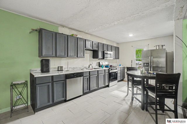 4431 N 60th Avenue, Omaha, NE 68104