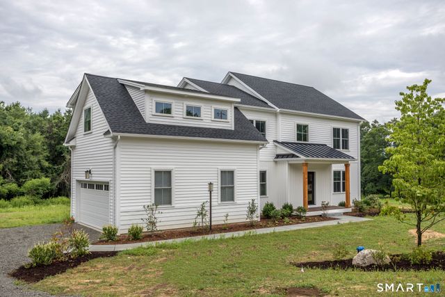 4 Vona Way, Newtown, CT 06470