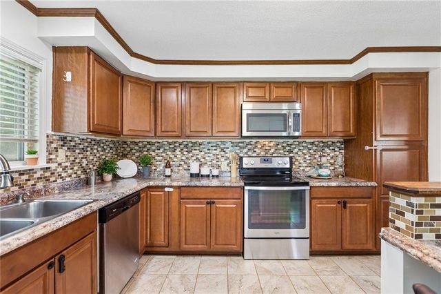 4811 NE 44th Terrace, Kansas City, MO 64117