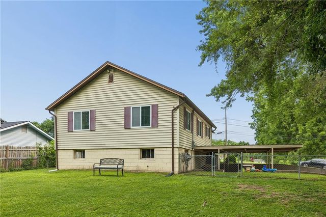 4811 NE 44th Terrace, Kansas City, MO 64117