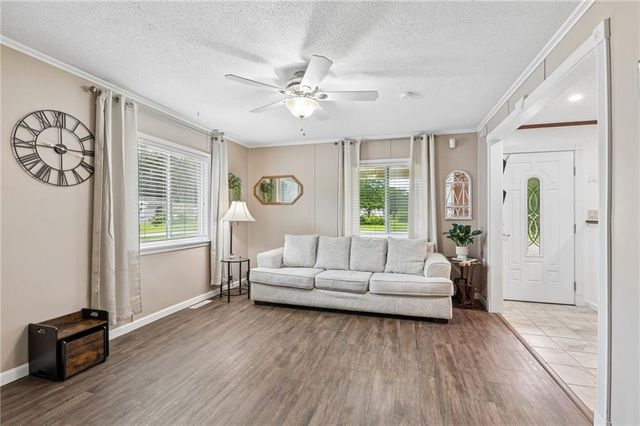4811 NE 44th Terrace, Kansas City, MO 64117