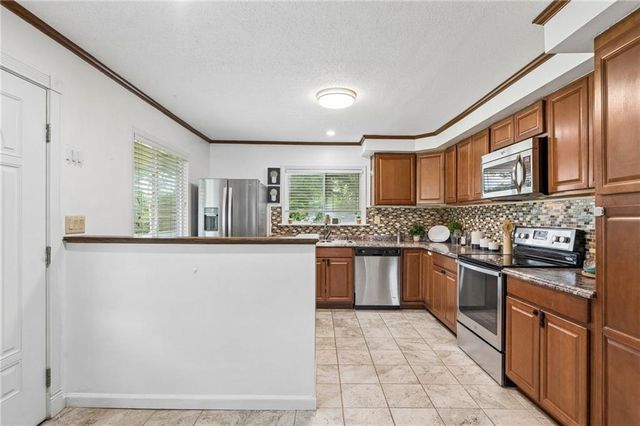 4811 NE 44th Terrace, Kansas City, MO 64117