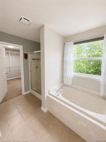 4221 Sonata Drive, Oceola Township, MI 48843