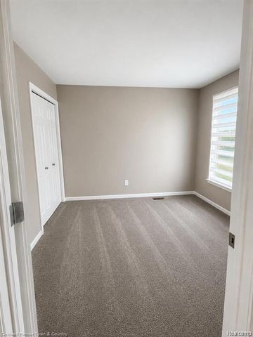 4221 Sonata Drive, Oceola Township, MI 48843