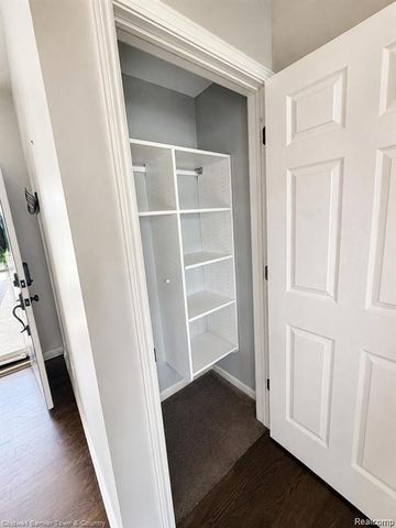 4221 Sonata Drive, Oceola Township, MI 48843