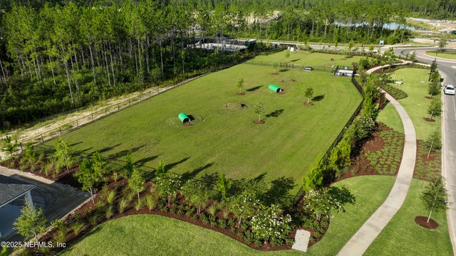 75705 WALKING PATH Lane, Yulee, FL 32097
