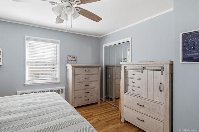 2450 Yorktown ST, Oceanside, NY 11572