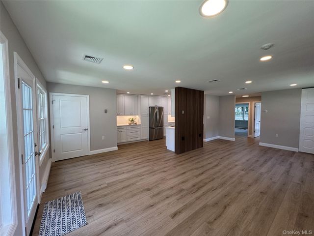 404 Woodbridge Drive D, Ridge, NY 11961