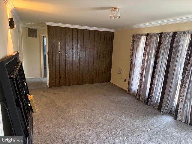 8117 GAVIN ST, Hyattsville, MD 20784