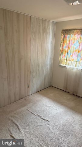 8117 GAVIN ST, Hyattsville, MD 20784