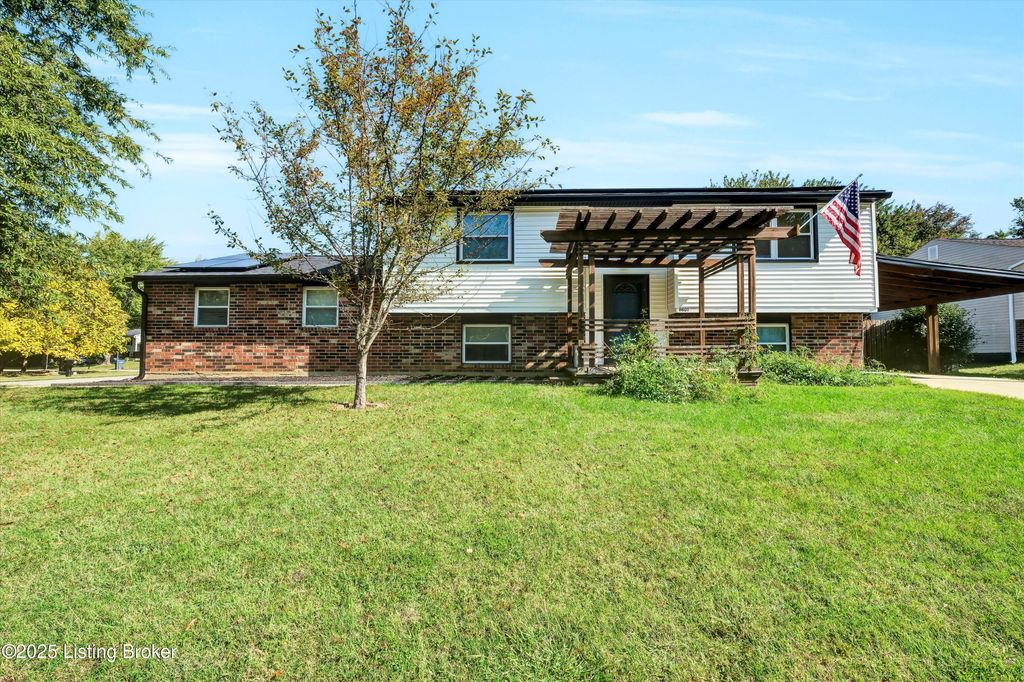 8601 Gamekeeper Ct, Louisville, KY 40291