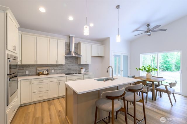 14811 62nd Avenue NW, Gig Harbor, WA 98332