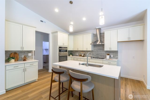 14811 62nd Avenue NW, Gig Harbor, WA 98332
