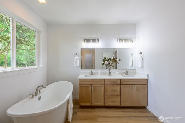 14811 62nd Avenue NW, Gig Harbor, WA 98332