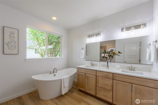 14811 62nd Avenue NW, Gig Harbor, WA 98332