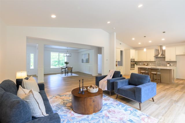 14811 62nd Avenue NW, Gig Harbor, WA 98332