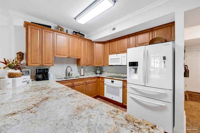 4060 Indigo Dr 114, Pensacola, FL 32507