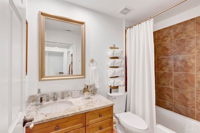 4060 Indigo Dr 114, Pensacola, FL 32507