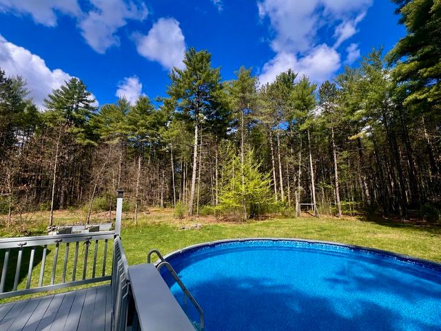 84 Butterfield Mill Road, New Boston, NH 03070