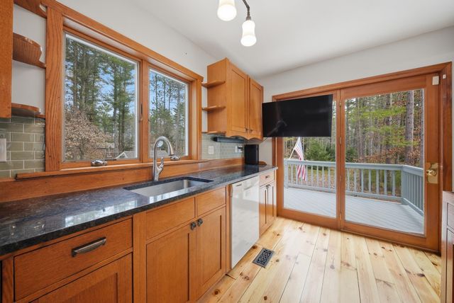 84 Butterfield Mill Road, New Boston, NH 03070