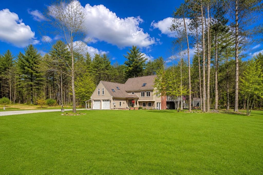 84 Butterfield Mill Road, New Boston, NH 03070