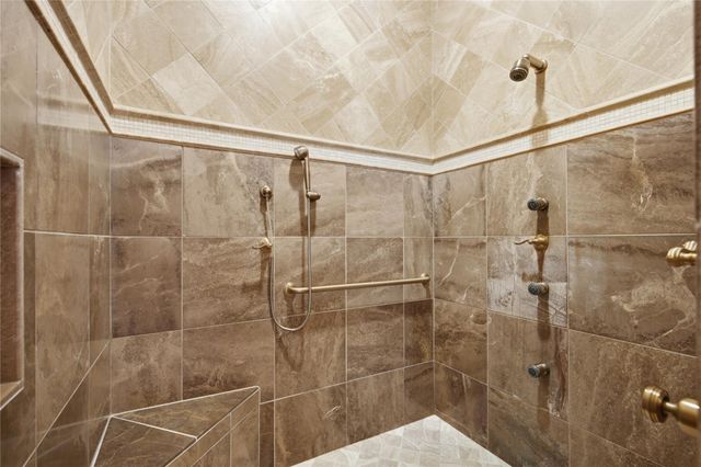 300 Stardust LN, Georgetown, TX 78633