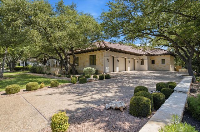 300 Stardust LN, Georgetown, TX 78633
