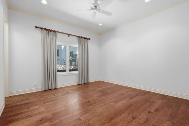 300 Stardust LN, Georgetown, TX 78633