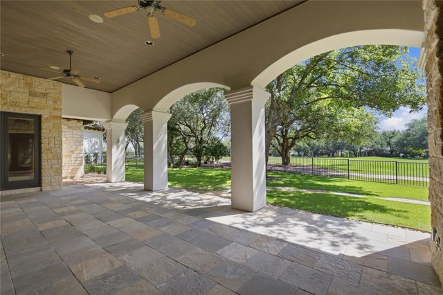 300 Stardust LN, Georgetown, TX 78633