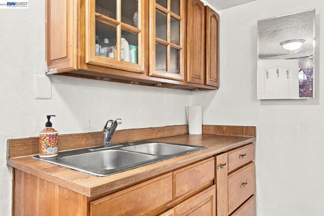6239 Dairy Ave, Newark, CA 94560