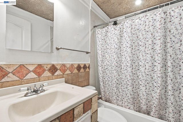 6239 Dairy Ave, Newark, CA 94560
