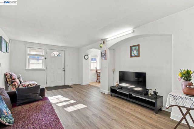 6239 Dairy Ave, Newark, CA 94560