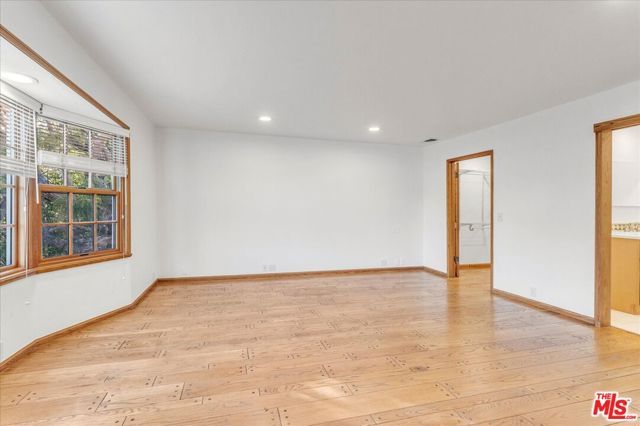 13901 Albers Street, Sherman Oaks, CA 91401