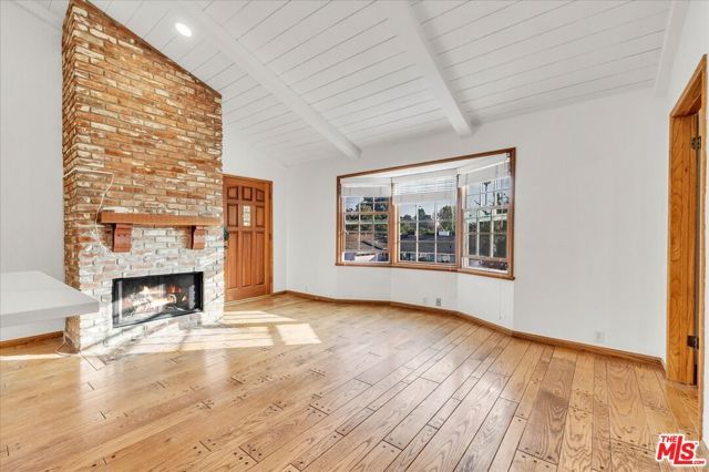 13901 Albers Street, Sherman Oaks, CA 91401