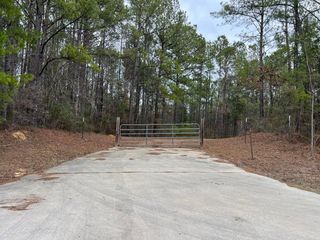 107 Fairview Dr., Petal, MS 39465