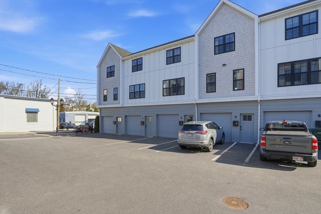 5 Water Street 3, Plymouth, MA 02360