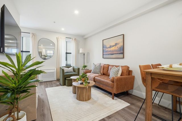 5 Water Street 3, Plymouth, MA 02360