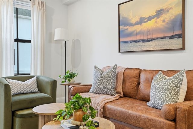 5 Water Street 3, Plymouth, MA 02360