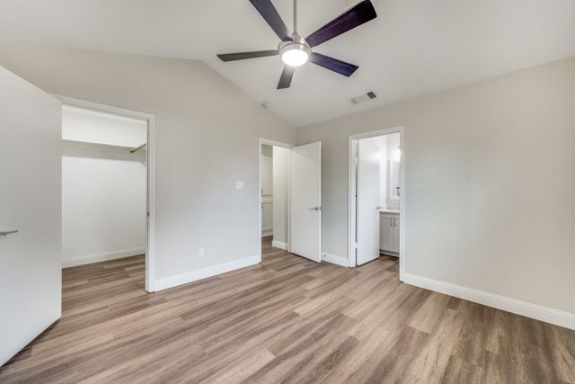 6207 Patriotic Court, Arlington, TX 76002