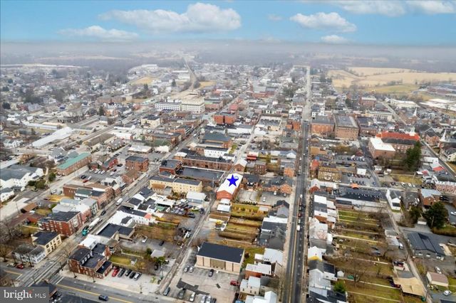 25 S WASHINGTON ST, Gettysburg, PA 17325