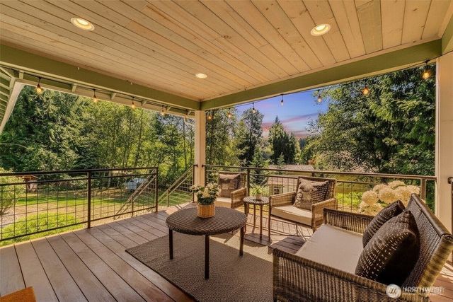 214 280th Street NE, Arlington, WA 98223