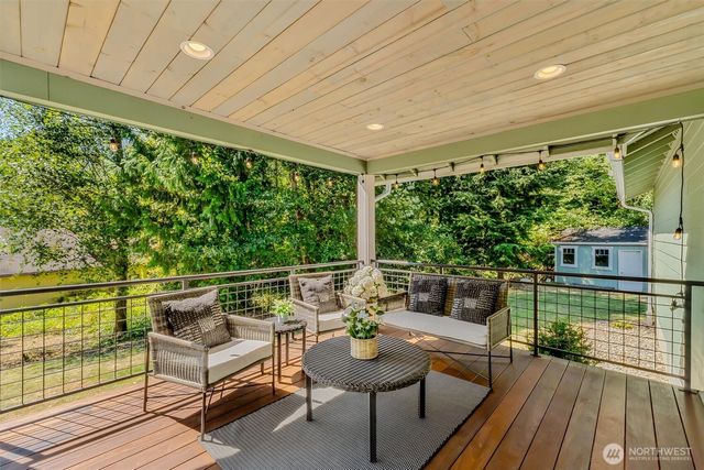 214 280th Street NE, Arlington, WA 98223
