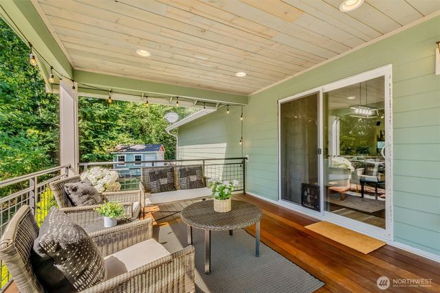 214 280th Street NE, Arlington, WA 98223
